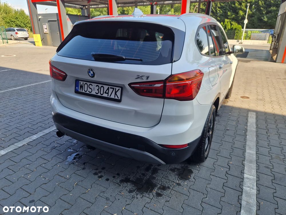 BMW X1 sDrive16d - 7