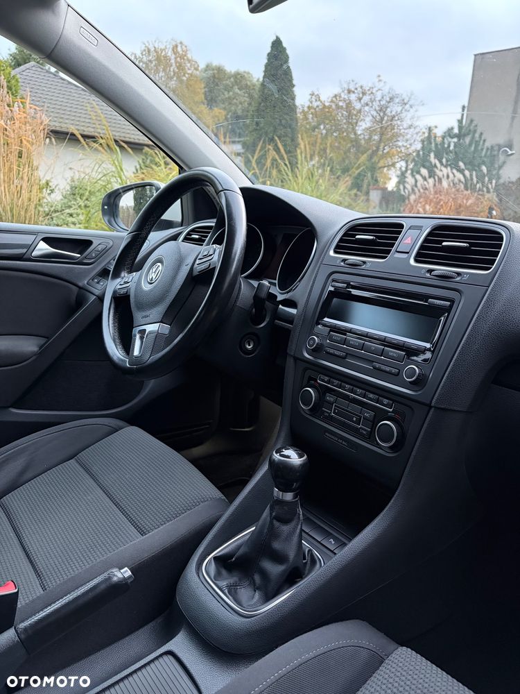 Volkswagen Golf - 14