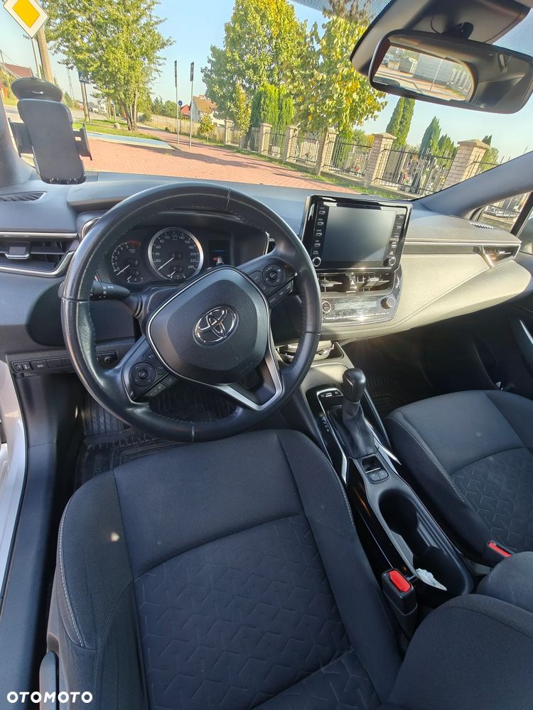 Toyota Corolla - 11