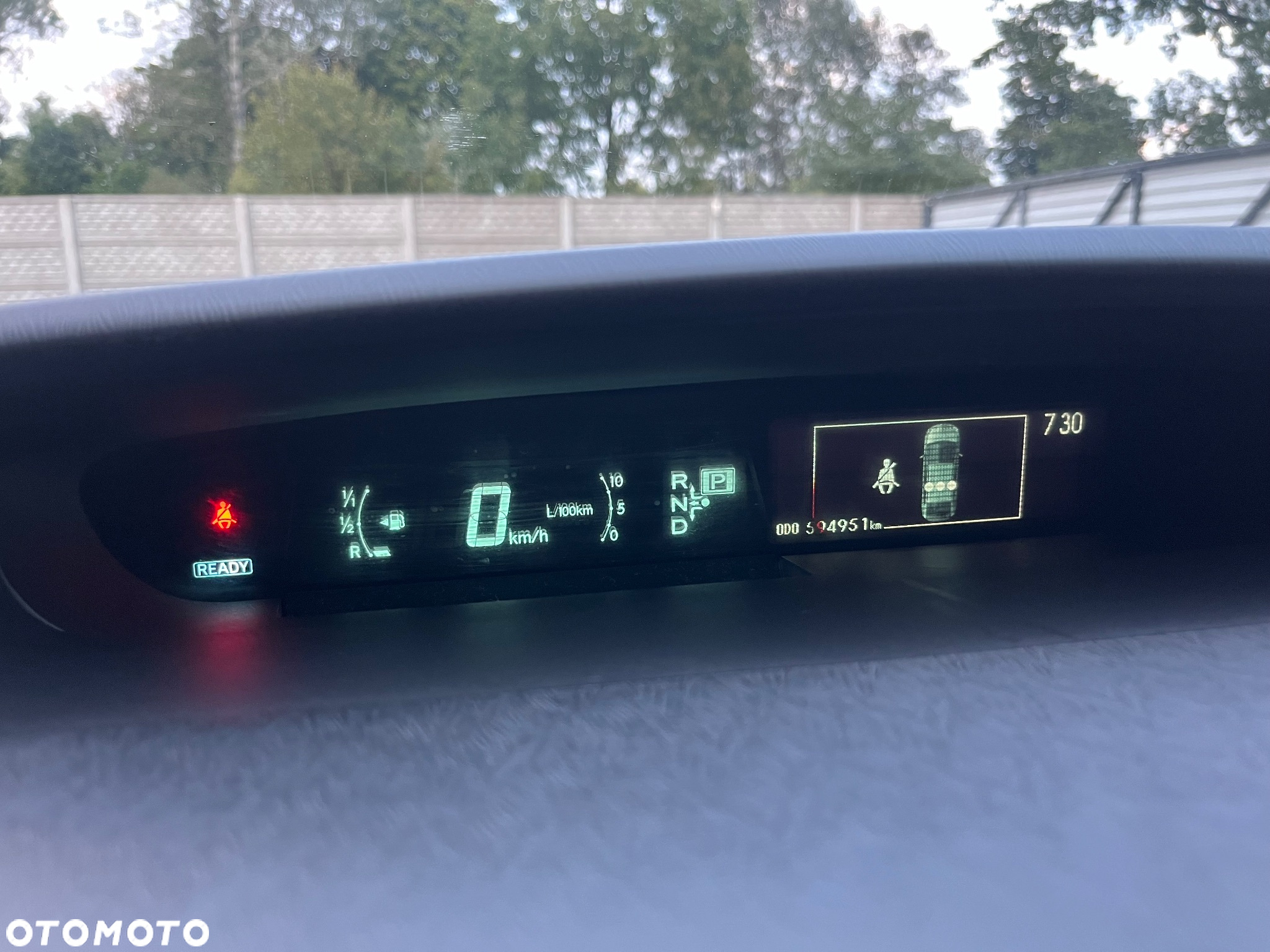 Toyota Prius 1.8 HSD Life - 17
