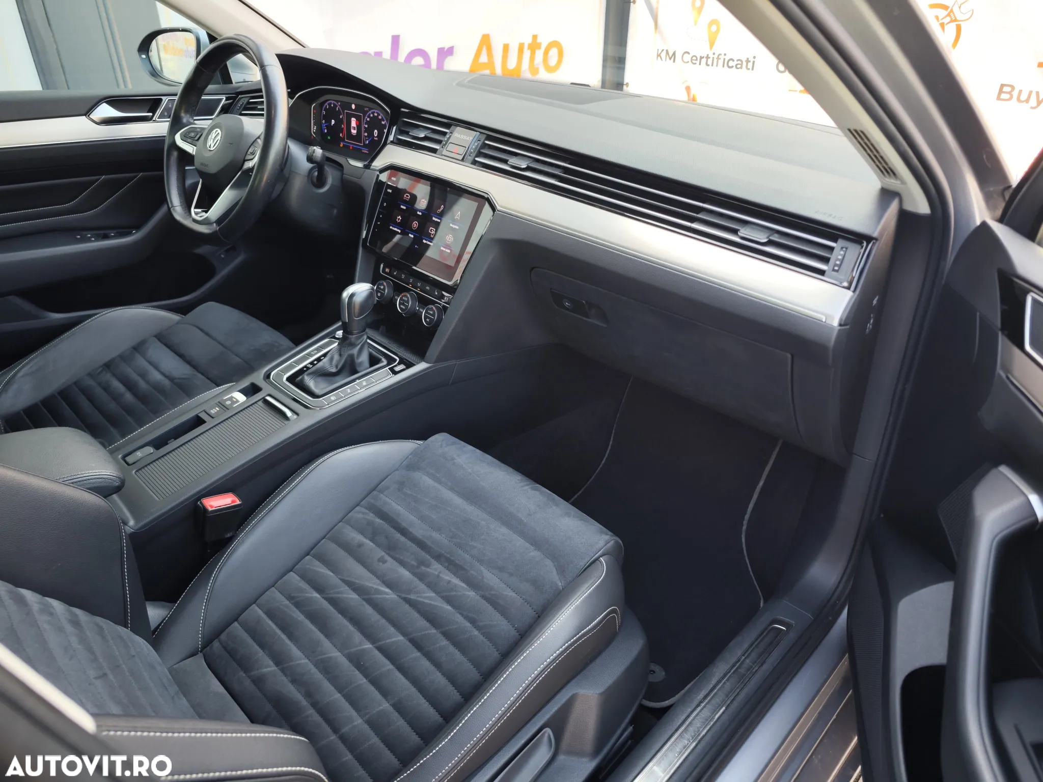Volkswagen Passat - 11