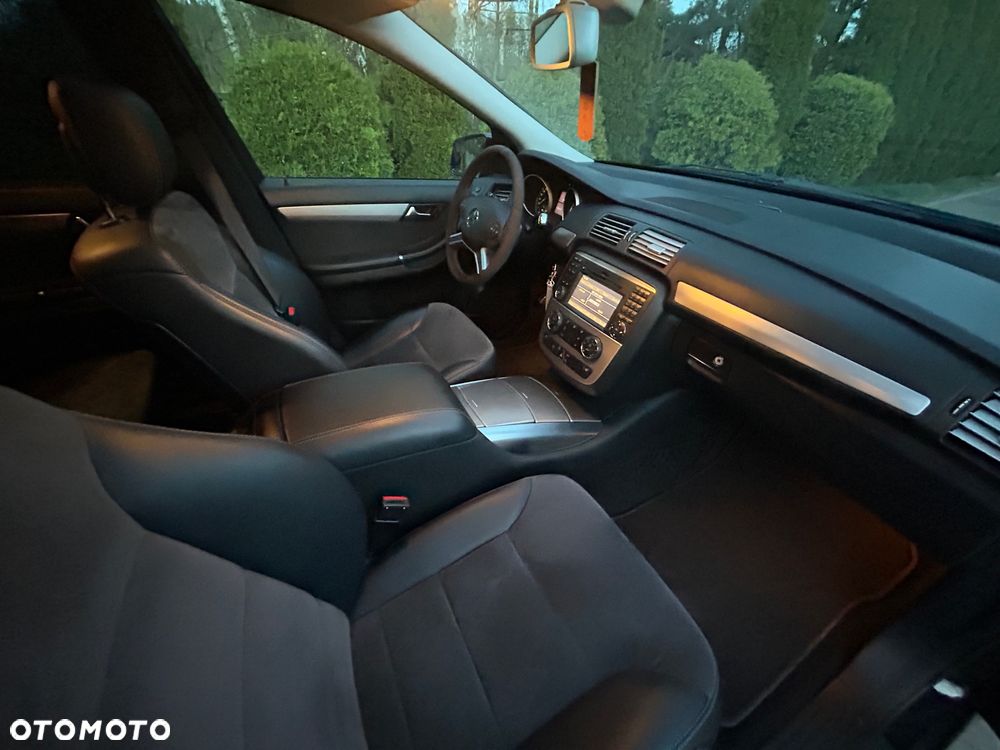 Mercedes-Benz Klasa R - 8