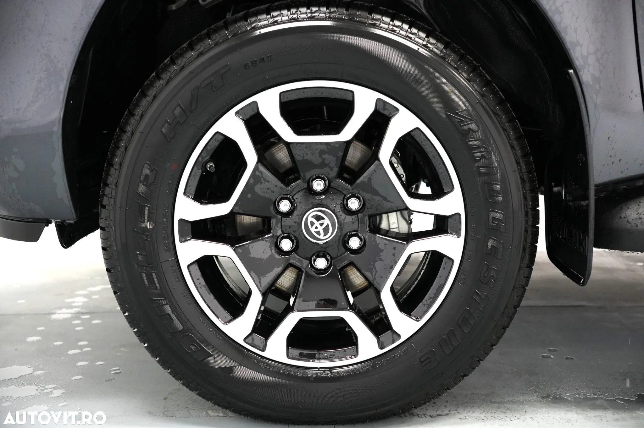 Toyota Hilux 2.4D 150CP 4x4 Double Cab AT Executive - 12