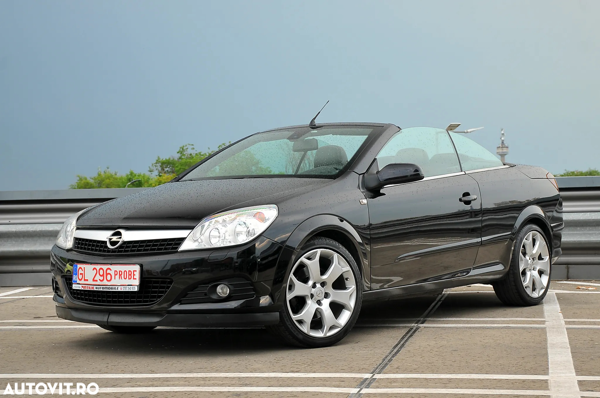 Opel Astra GTC 1.9 CDTI Cosmo - 8