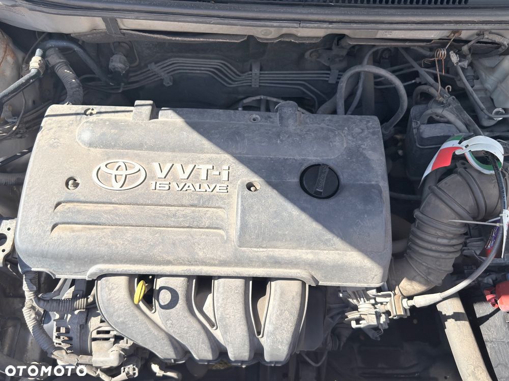 Toyota Corolla - 18