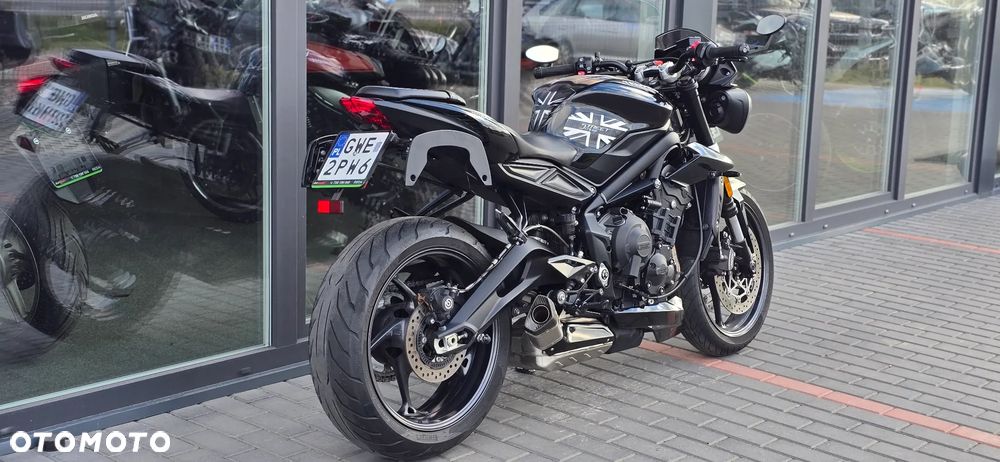 Triumph Street Triple - 5