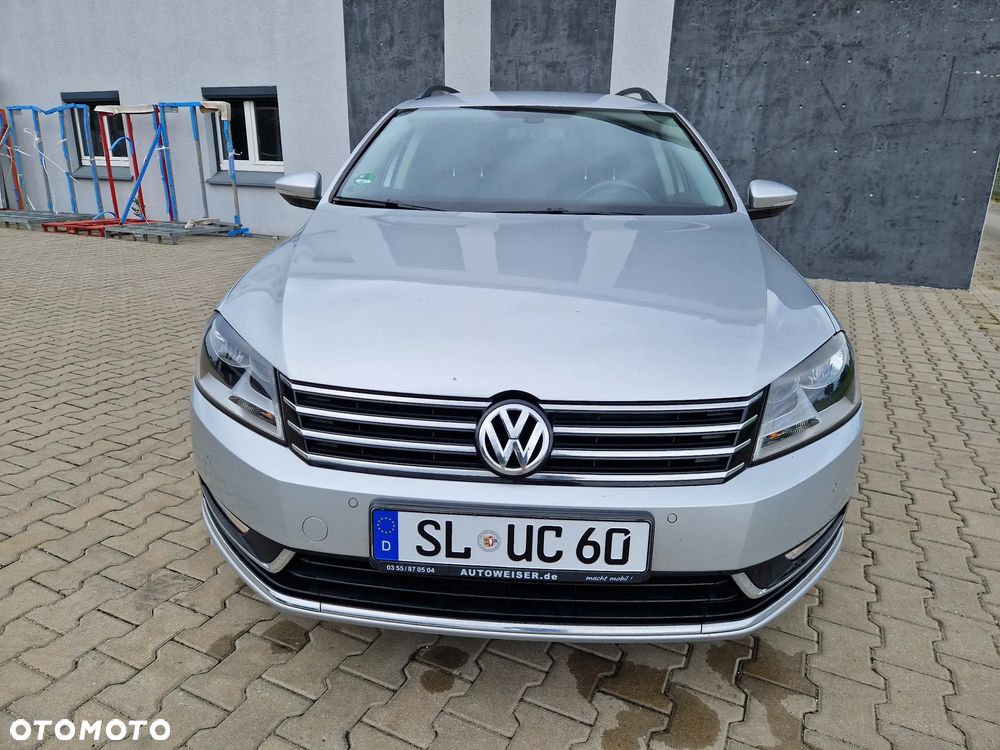 Volkswagen Passat 2.0 TDI Trendline DSG - 2