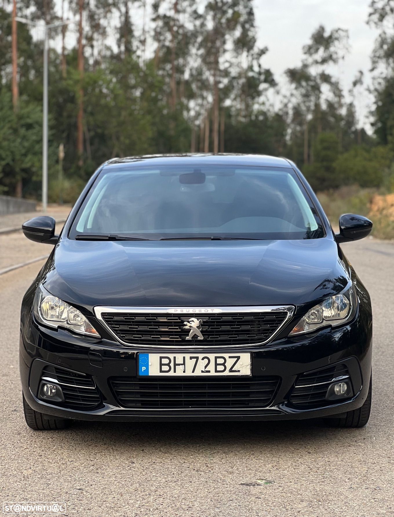 Peugeot 308 1.2 PureTech Business Line - 1