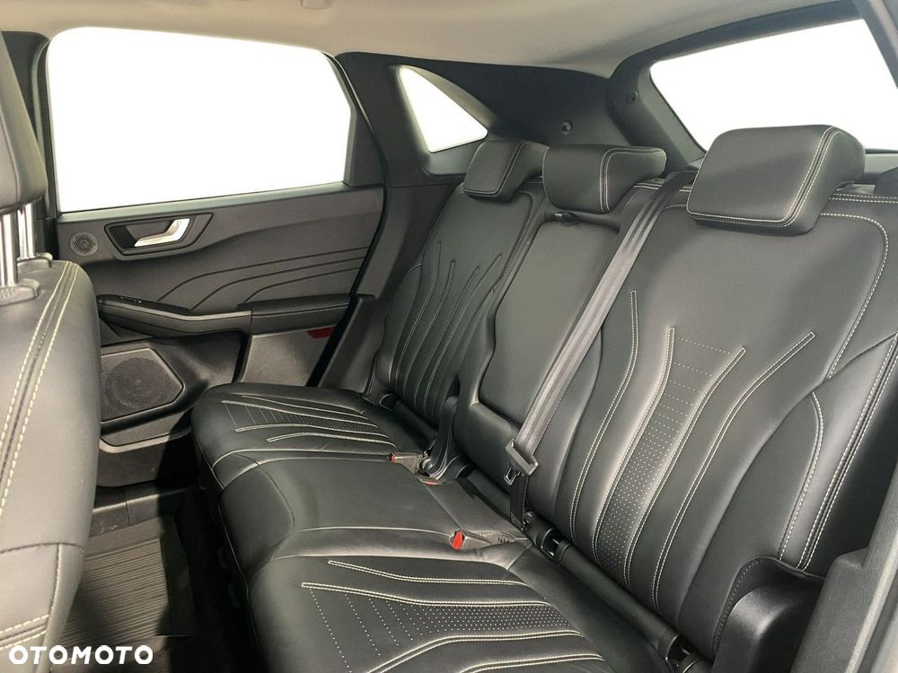 Ford Kuga - 28