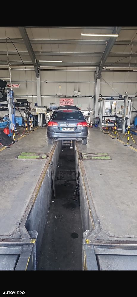 Volkswagen Passat Variant 2.0 TDI BlueMotion Technology DSG Trendline - 3