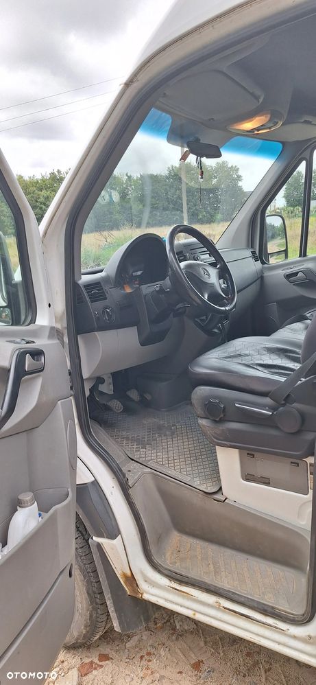 Mercedes-Benz Sprinter - 5