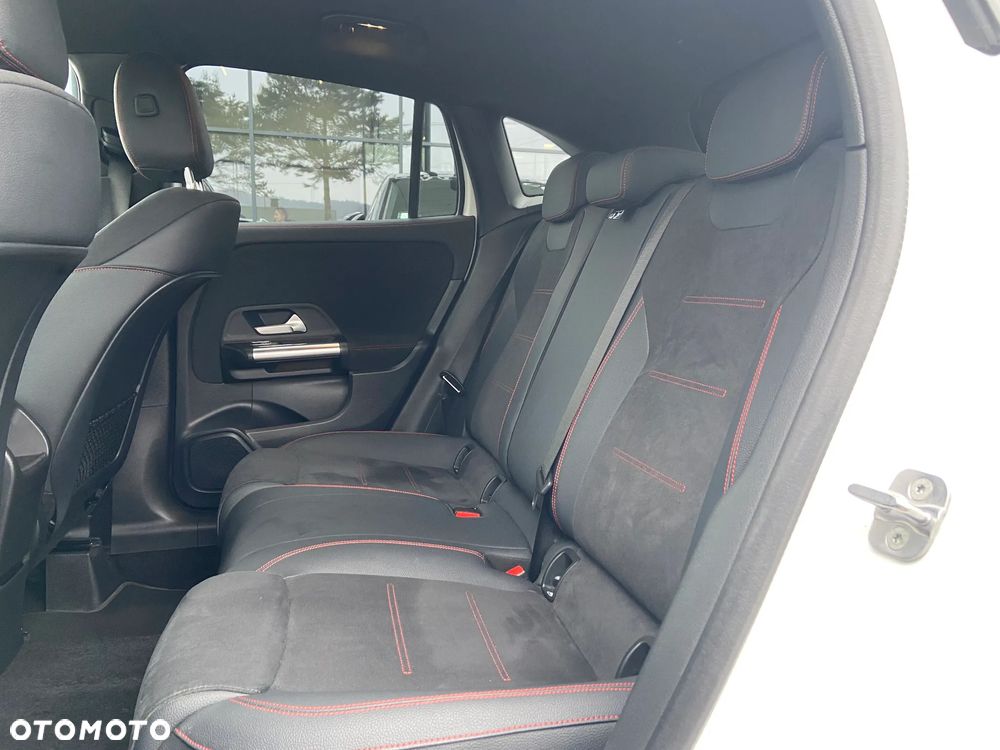 Mercedes-Benz GLA 200 mHEV AMG Line 7G-DCT - 9