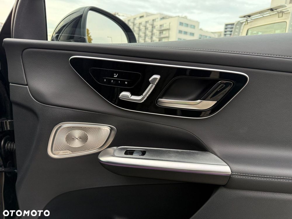 Mercedes-Benz GLC 220 d mHEV 4-Matic AMG Line - 25