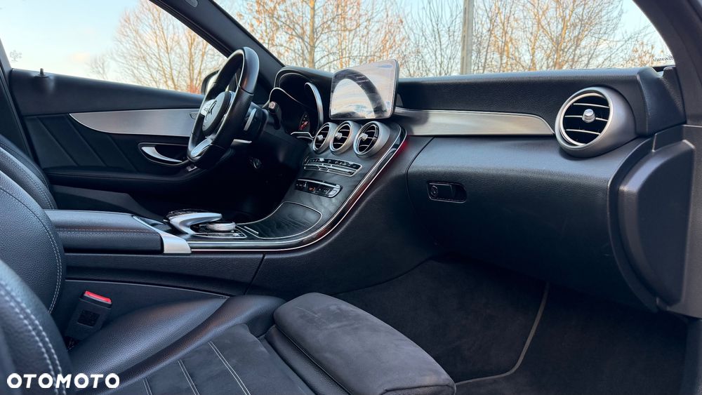 Mercedes-Benz Klasa C - 28