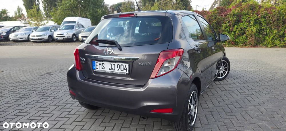 Toyota Yaris 1.33 Dynamic - 13