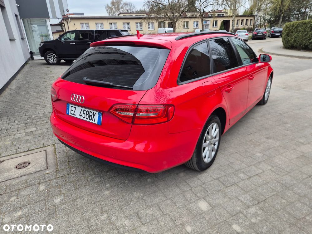Audi A4 Avant 2.0 TDI DPF clean diesel multitronic Attraction - 6
