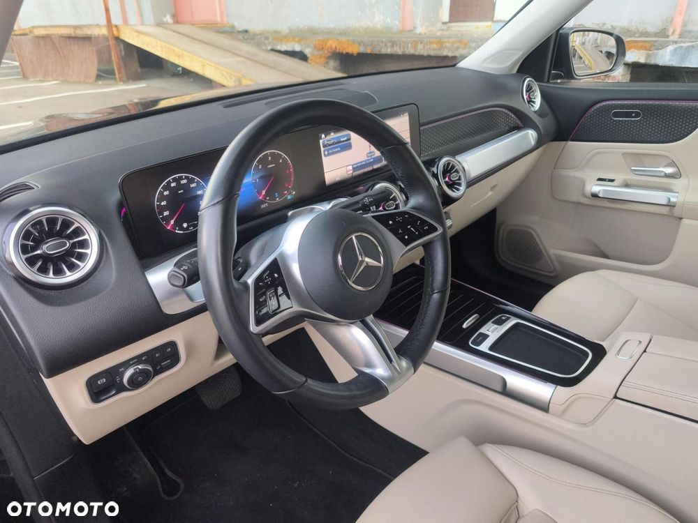 Mercedes-Benz GLB - 8