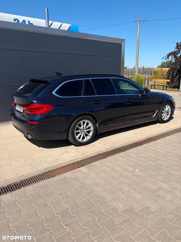 BMW Seria 5 520i - 16