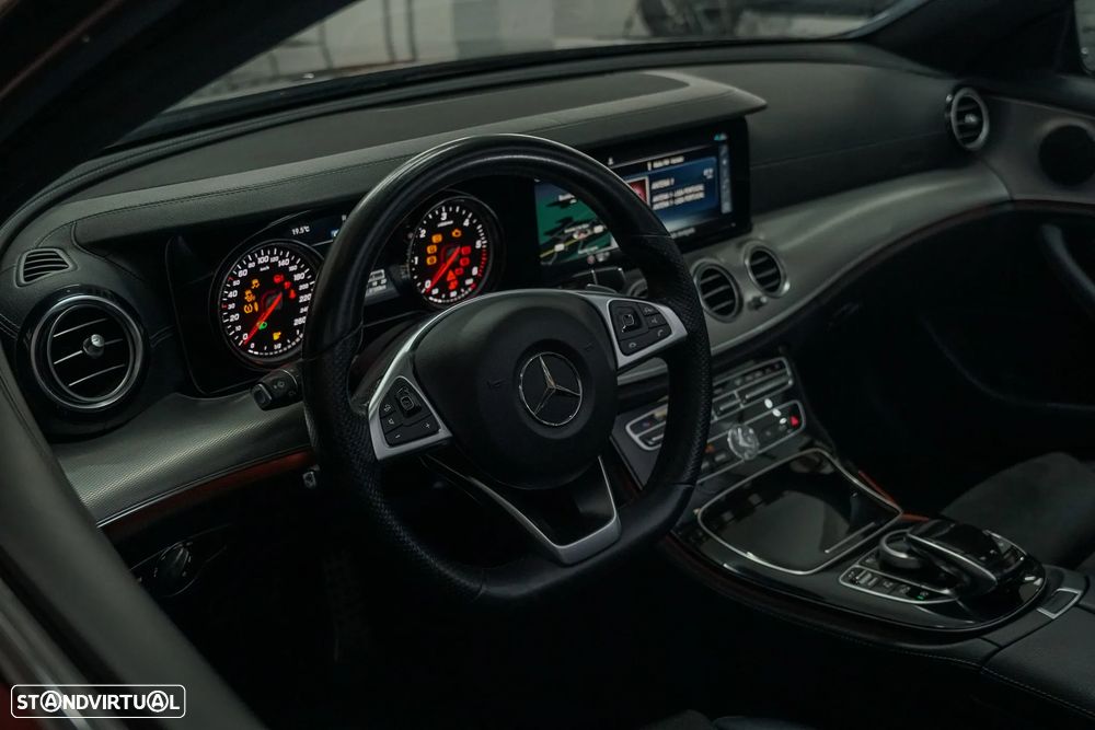 Mercedes-Benz E 220 d AMG Line - 15