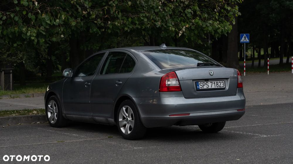 Skoda Octavia 1.6 TDI Active - 8