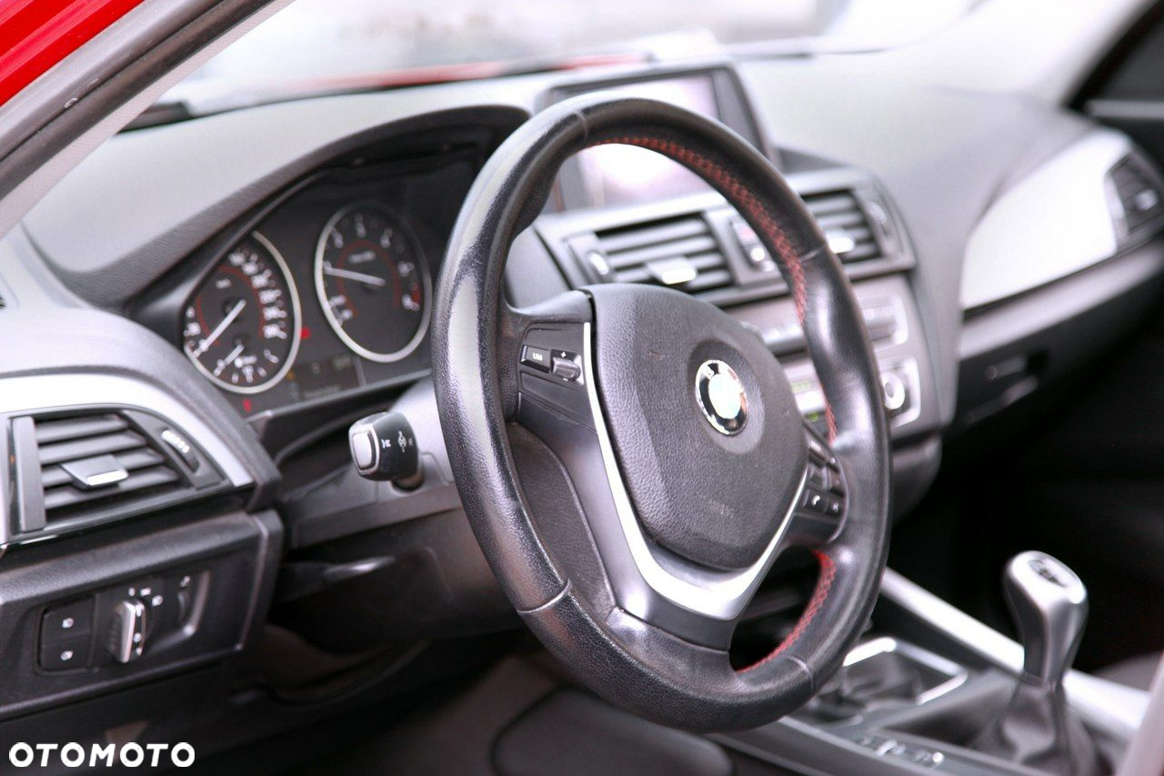 BMW Seria 1 - 15