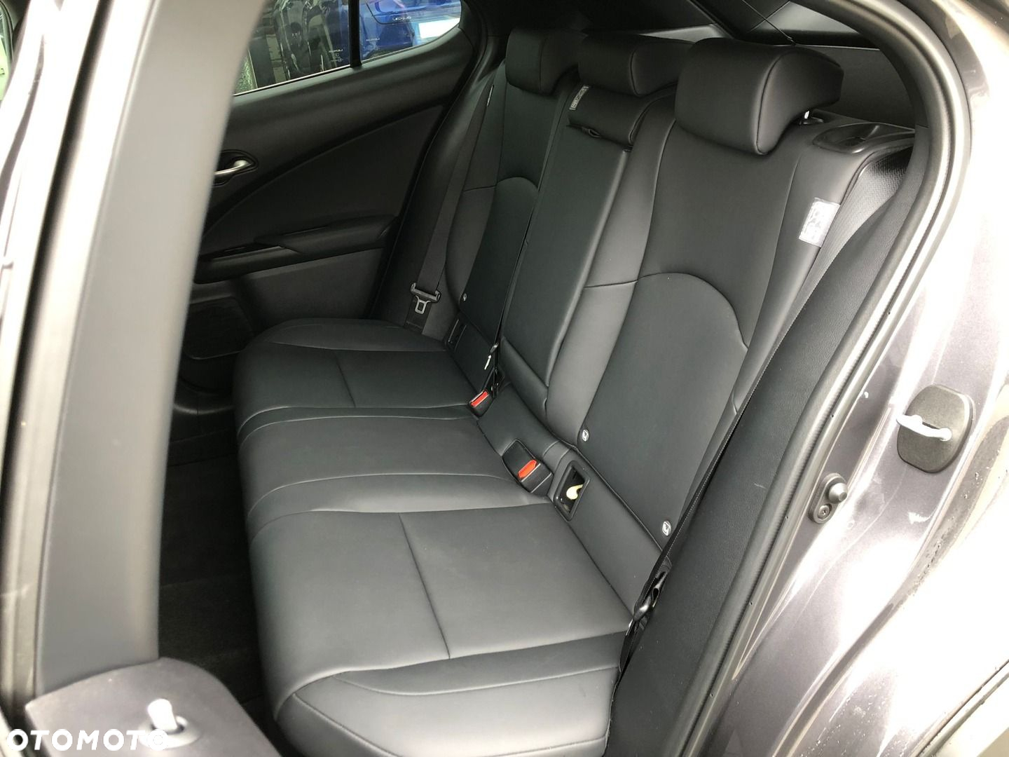 Lexus UX - 6