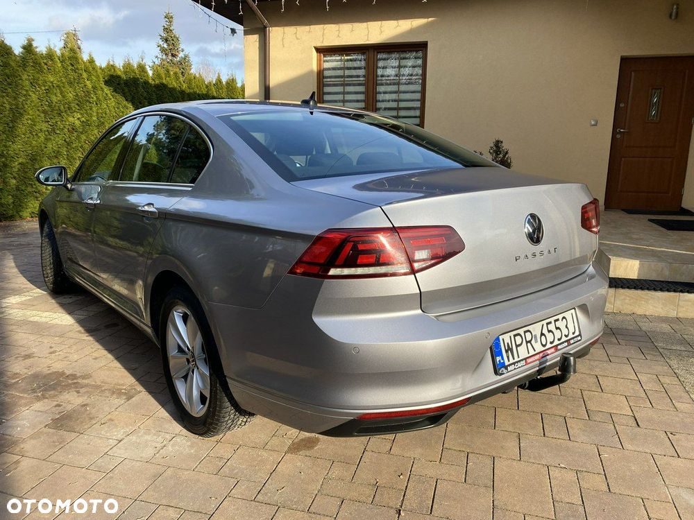 Volkswagen Passat 2.0 TSI Business DSG - 18