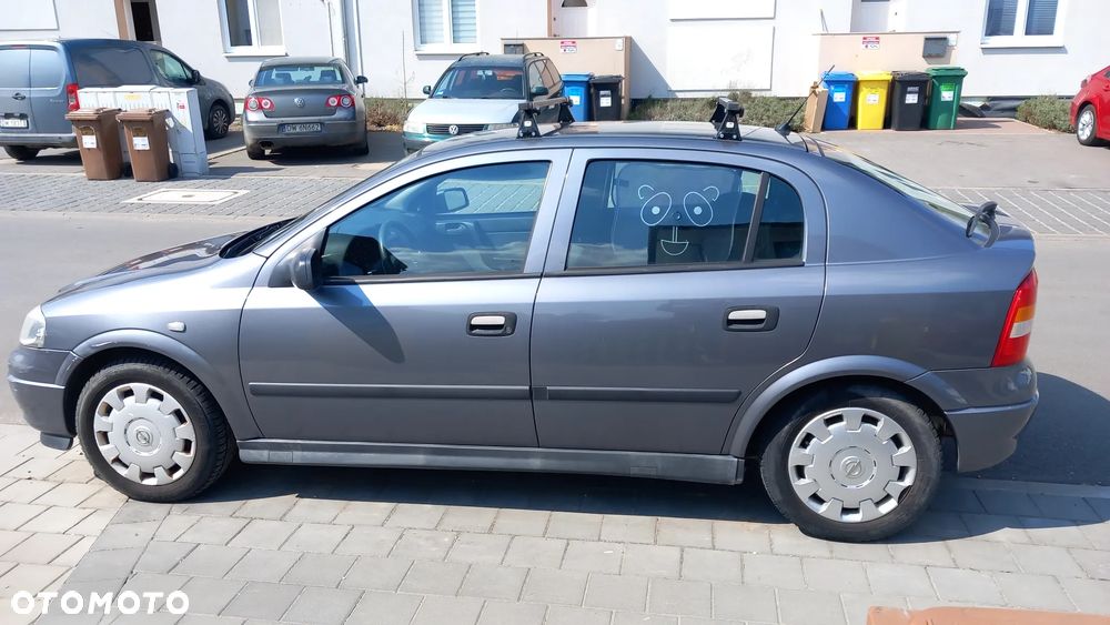 Opel Astra 1.4 Start - 1