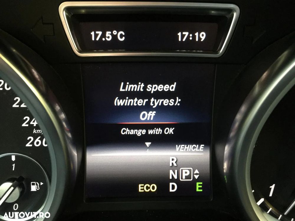 Mercedes-Benz ML 250 BlueTEC 4MATIC 7G-TRONIC - 33