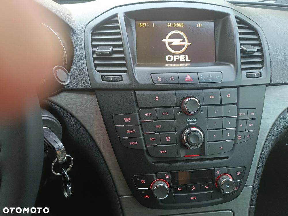 Opel Insignia - 18