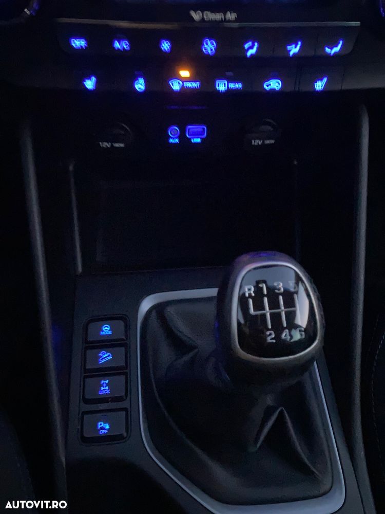 Hyundai Tucson 2.0 CRDI 4WD Premium - 28