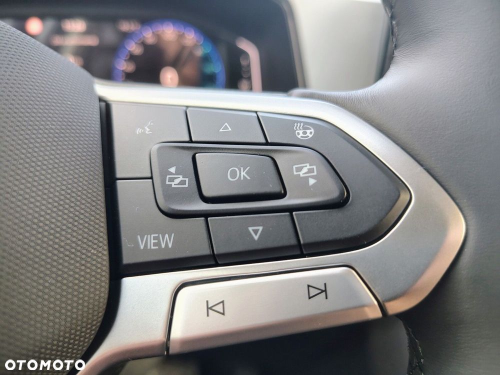 Volkswagen T-Roc - 14