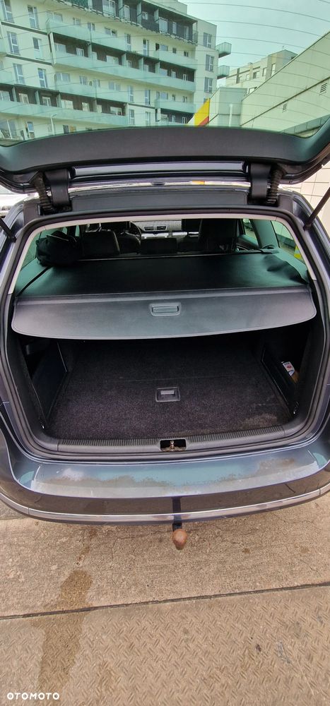Volkswagen Passat - 34