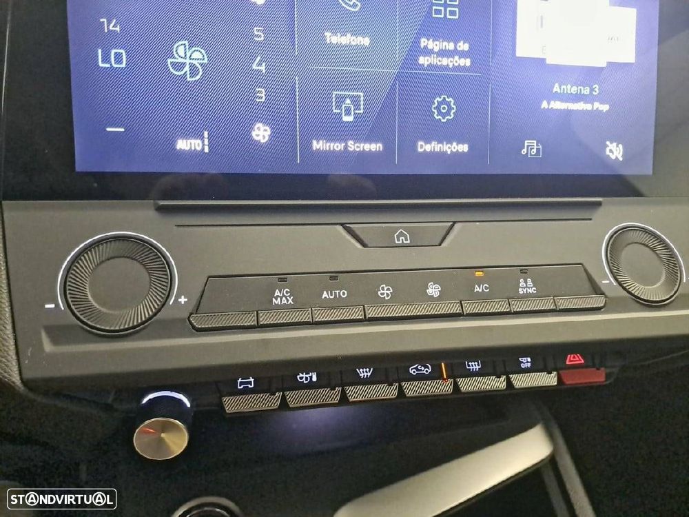 Peugeot 408 1.2 Hybrid Allure e-DCS6 - 23