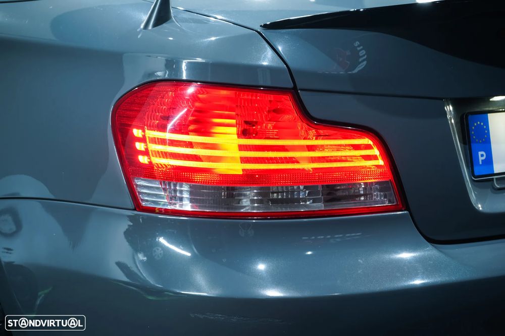 BMW 120 d Cabrio Limited Edition Lifestyle c/ M Sport Pack - 11