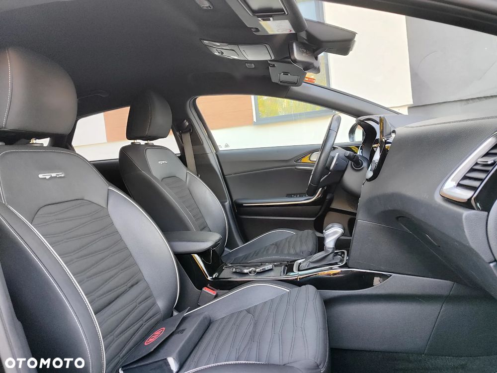 Kia ProCeed 1.5 T-GDI DCT7 OPF GT LINE - 19