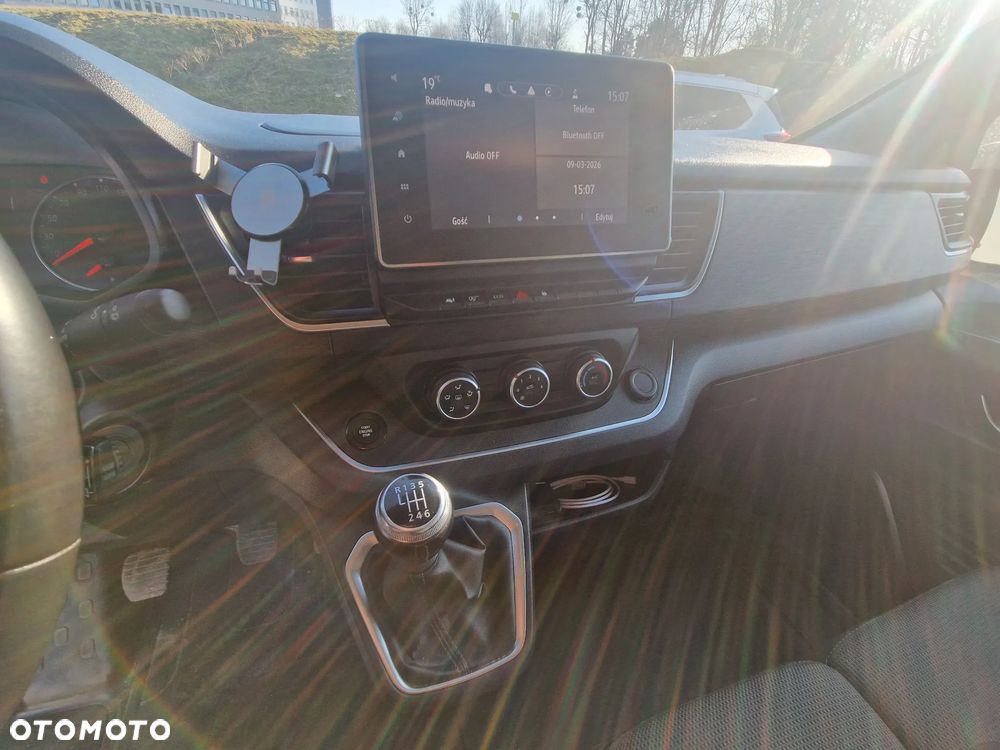 Renault Trafic 2.0 dCi Escapade - 24