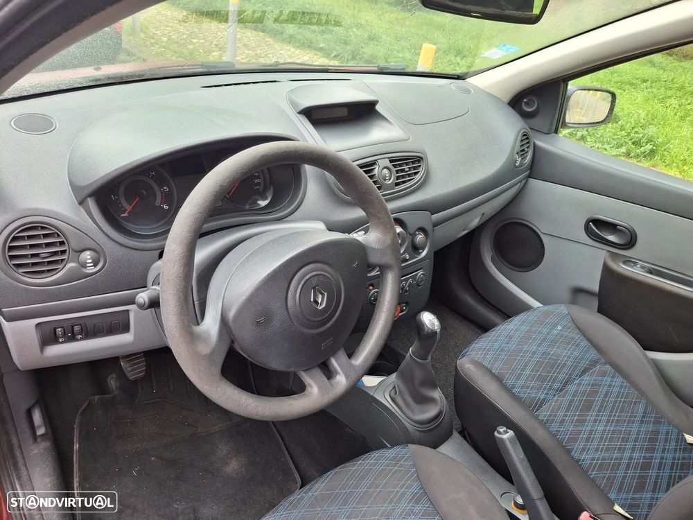 Renault Clio 1.5 dCi Dynamique - 7