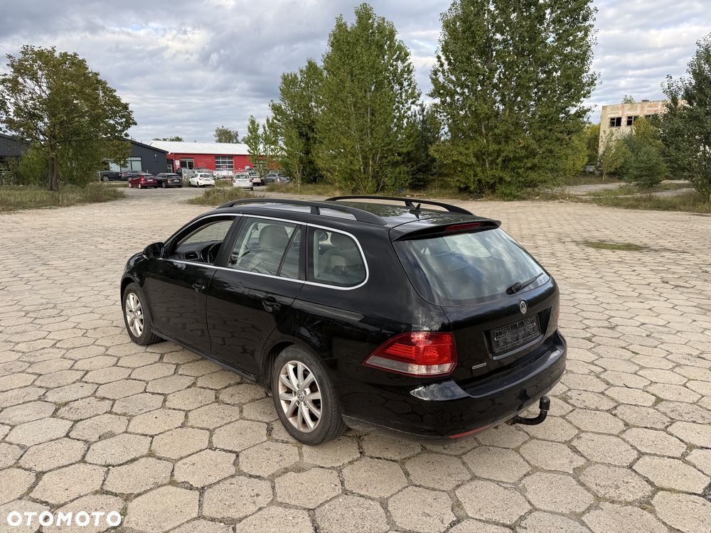Volkswagen Golf - 4