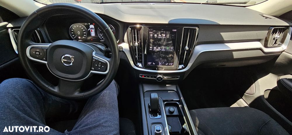 Volvo V60 B3 MHEV AT Core - 7