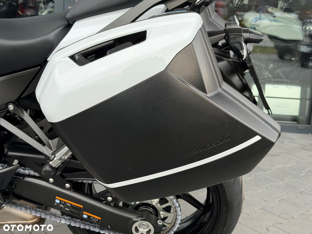 Kawasaki Ninja 1000 SX - 33