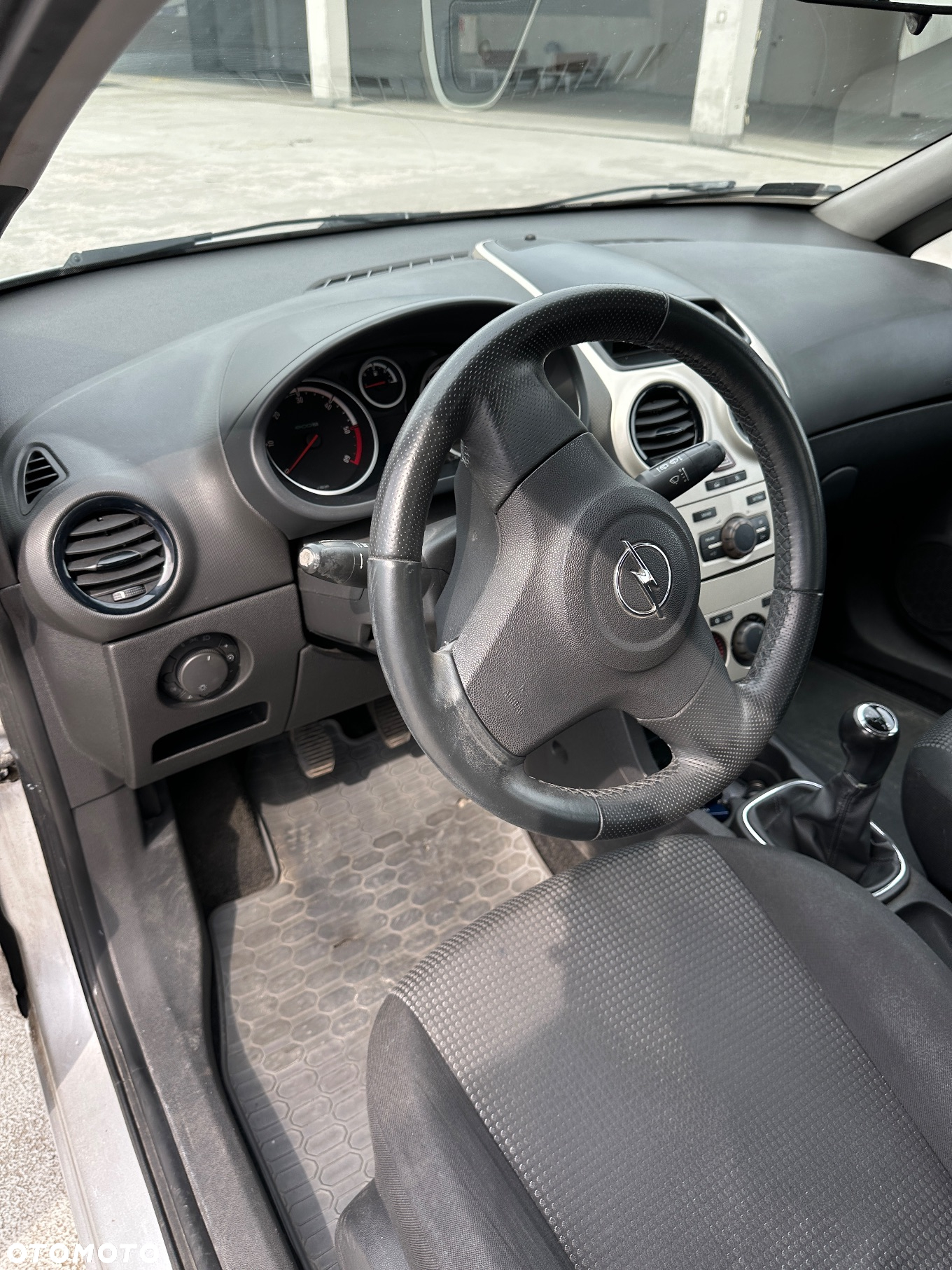 Opel Corsa - 8