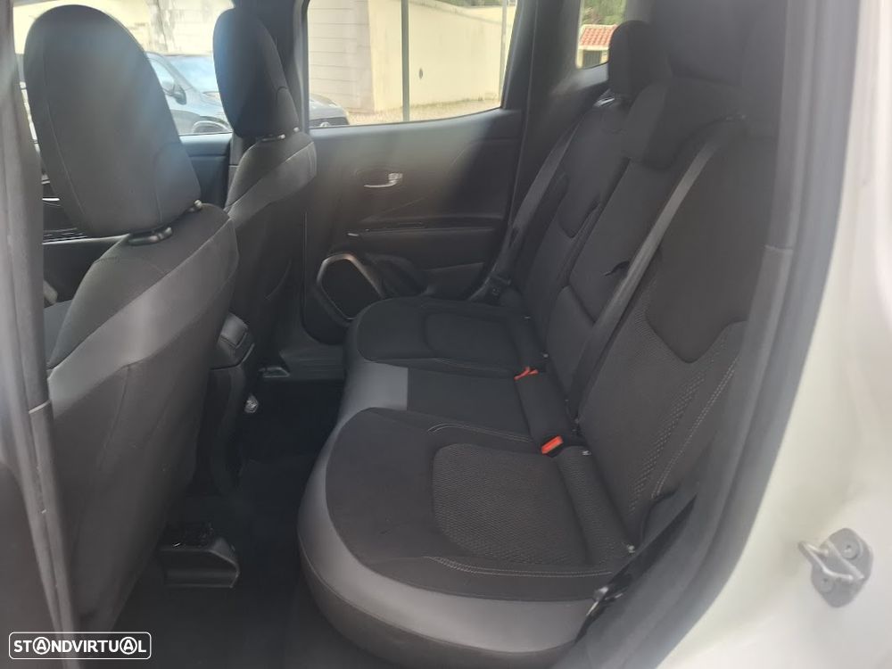 Jeep Renegade 1.6 MJD Limited - 33