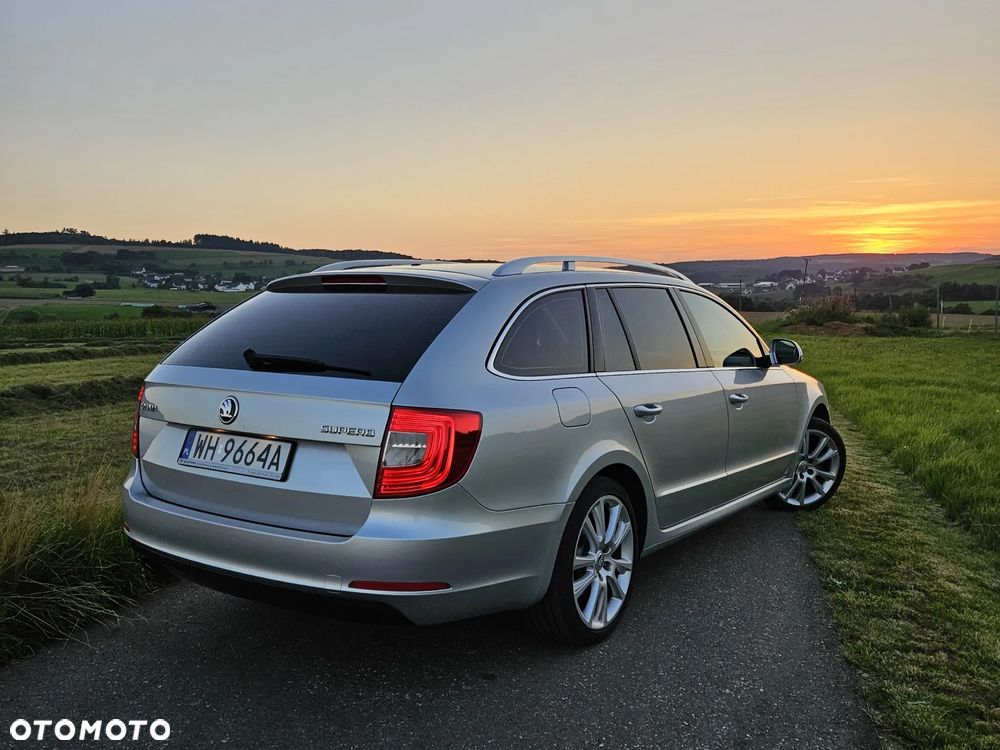 Skoda Superb 2.0 TDI Ambition - 5