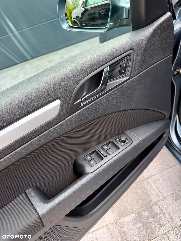 Skoda Superb 2.0 TDI Ambition DSG - 11