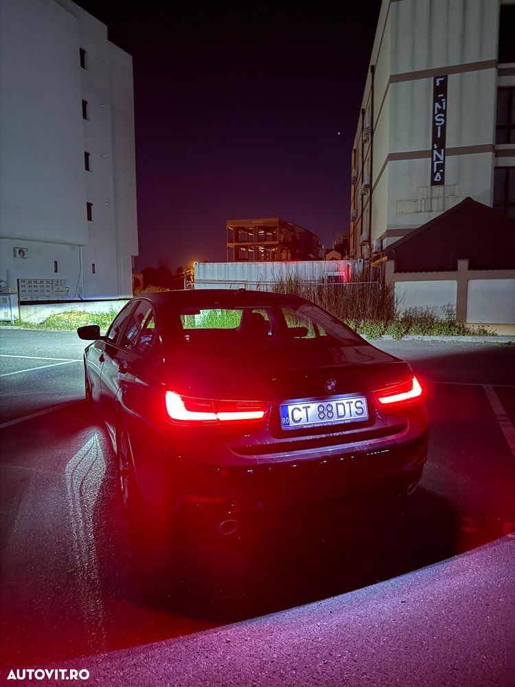 BMW Seria 3 320i AT - 7