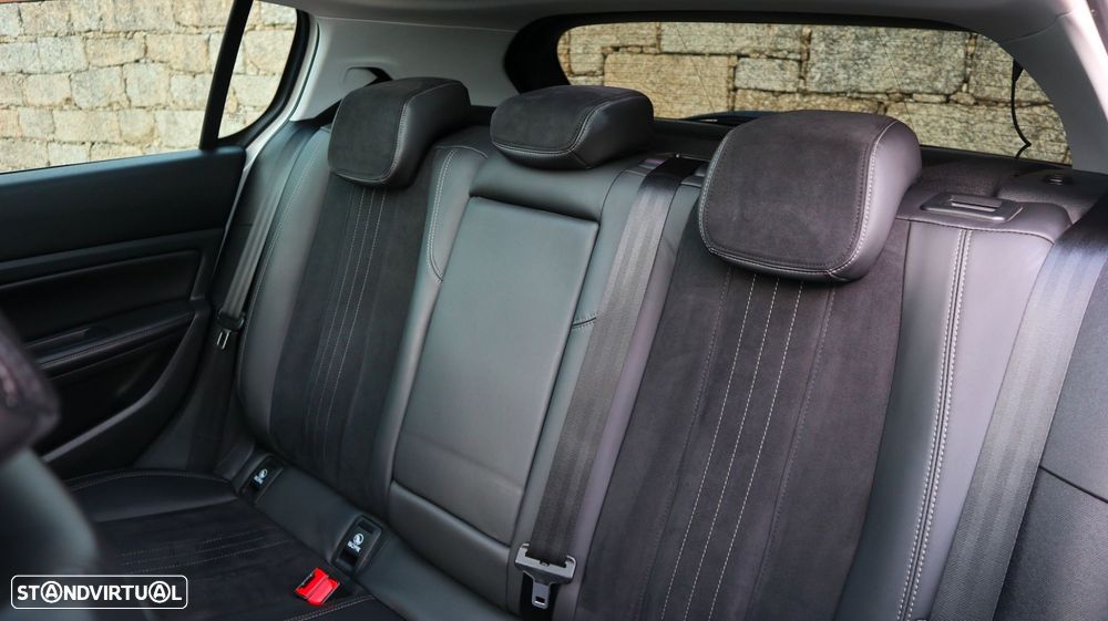 Peugeot 308 1.2 PureTech Allure EAT6 - 34