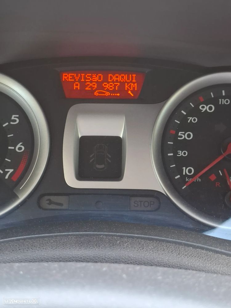 Renault Clio 1.2 16V Confort - 2