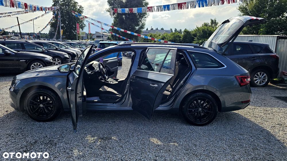 Skoda Superb - 16