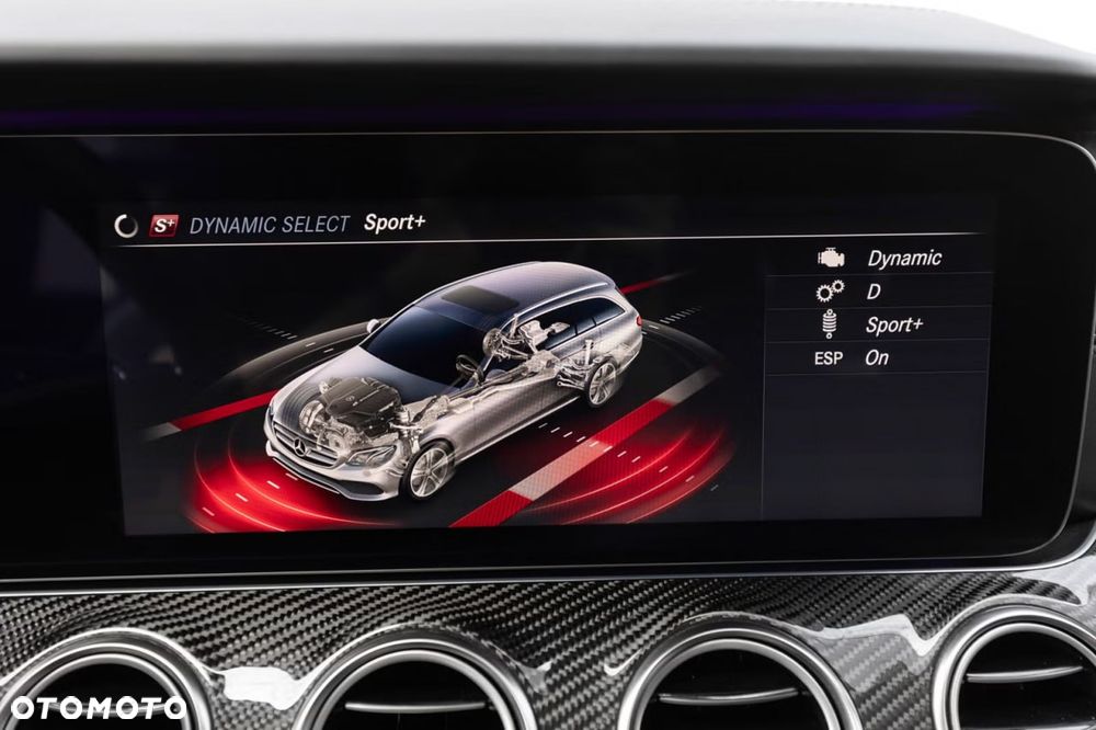 Mercedes-Benz Klasa E 43 AMG 4-Matic - 25